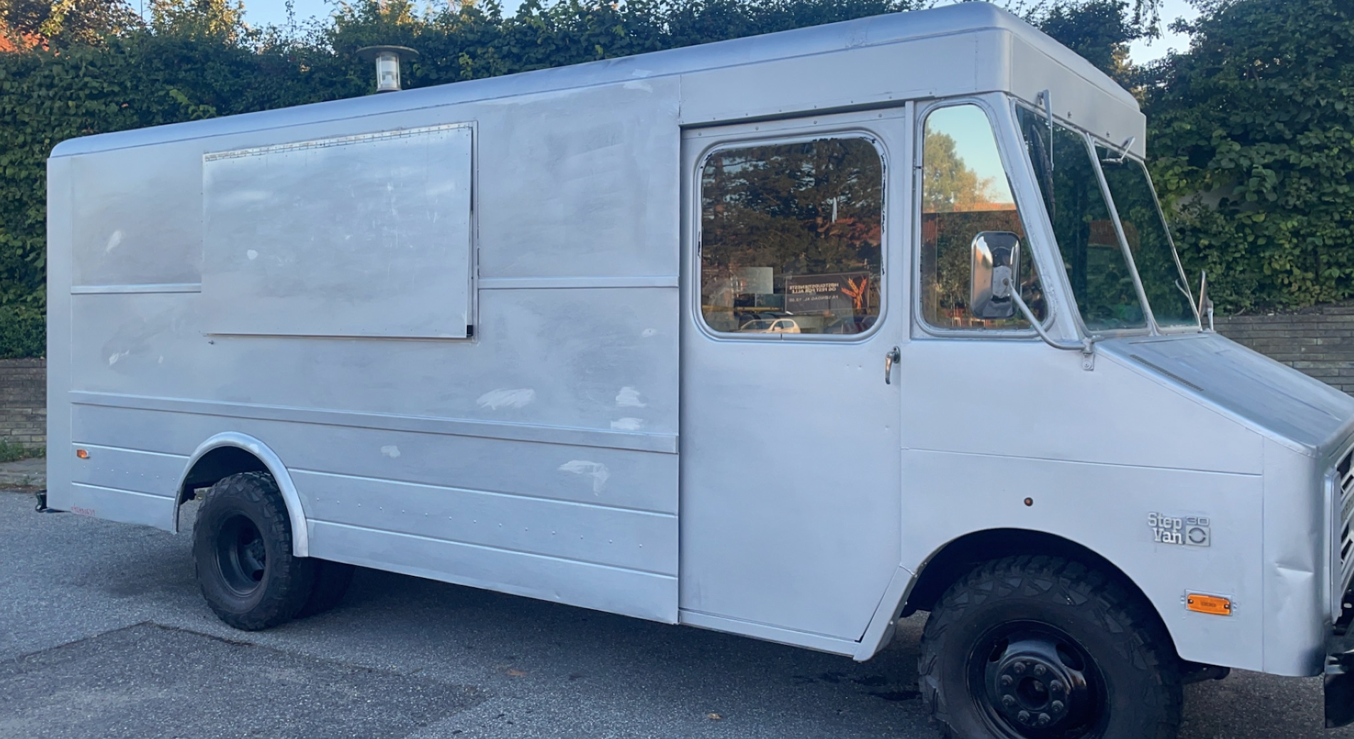 Blank silver step van ready to be branded